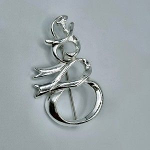 Snowman Brooch Vintage Silver Tone Ribbon Winter Christmas Holiday Statement Pin